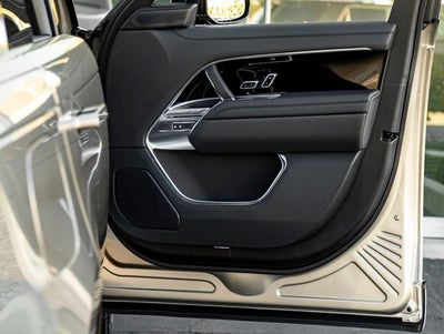 2026 Land Rover Range Rover SE