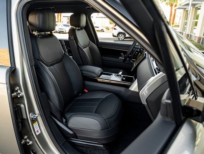 2026 Land Rover Range Rover SE
