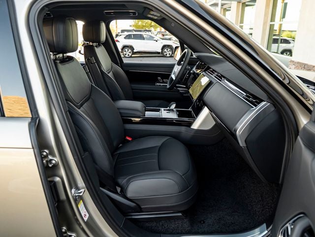 2026 Land Rover Range Rover SE