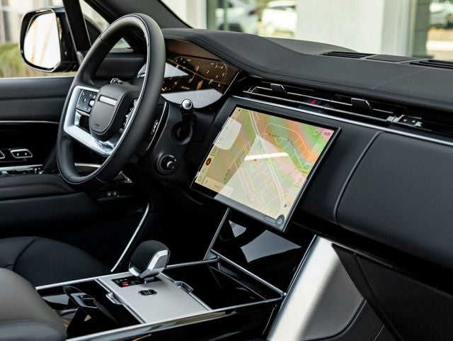 2026 Land Rover Range Rover SE