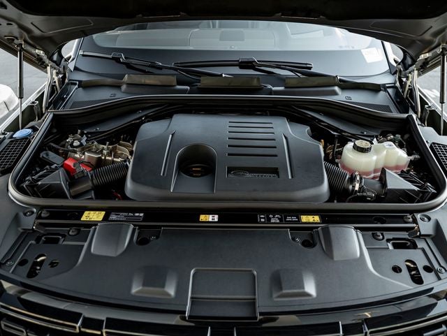 2026 Land Rover Range Rover SE