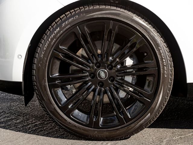 2024 Land Rover Range Rover SE