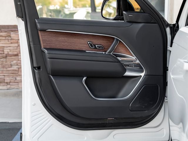 2024 Land Rover Range Rover SE