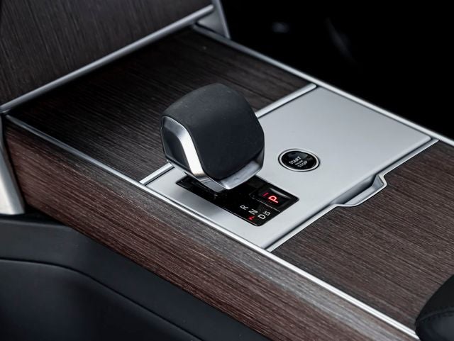 2024 Land Rover Range Rover SE