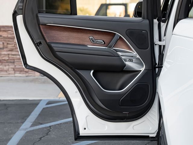 2024 Land Rover Range Rover SE