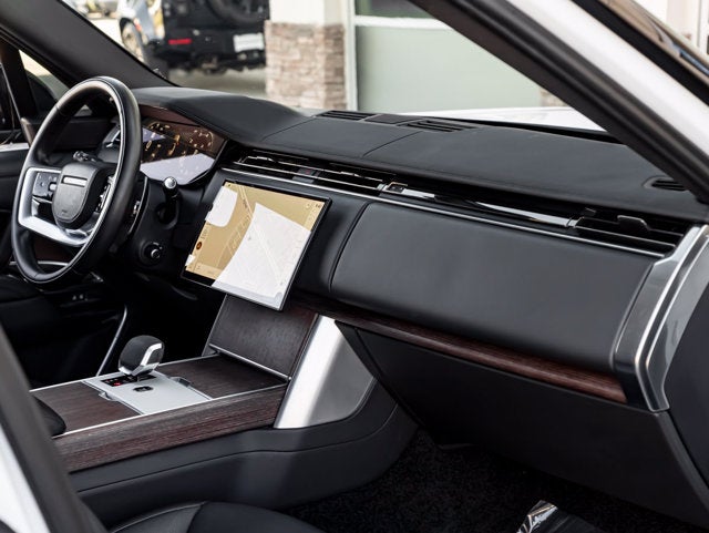 2024 Land Rover Range Rover SE