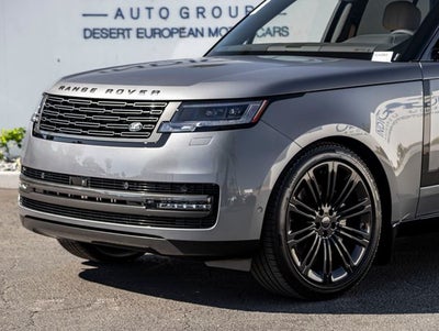 2026 Land Rover Range Rover SE SWB P400