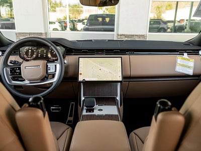 2026 Land Rover Range Rover SE SWB P400