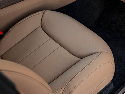 2026 Land Rover Range Rover SE SWB P400