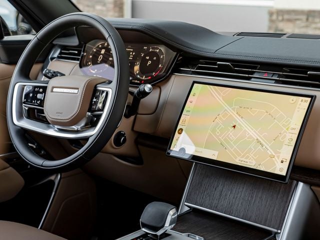 2026 Land Rover Range Rover SE SWB P400