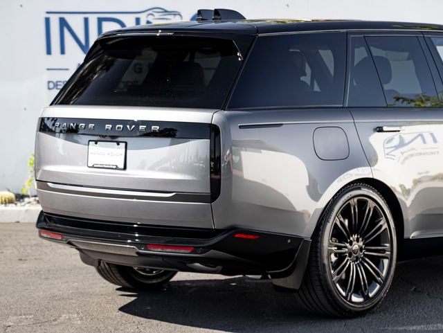 2026 Land Rover Range Rover SE SWB P400