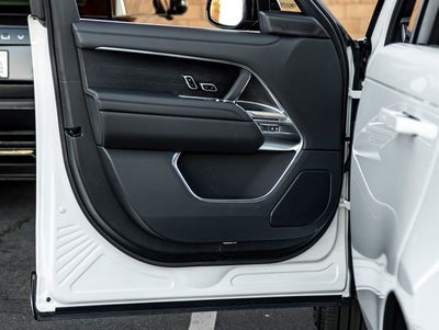 2027 Land Rover Range Rover SE