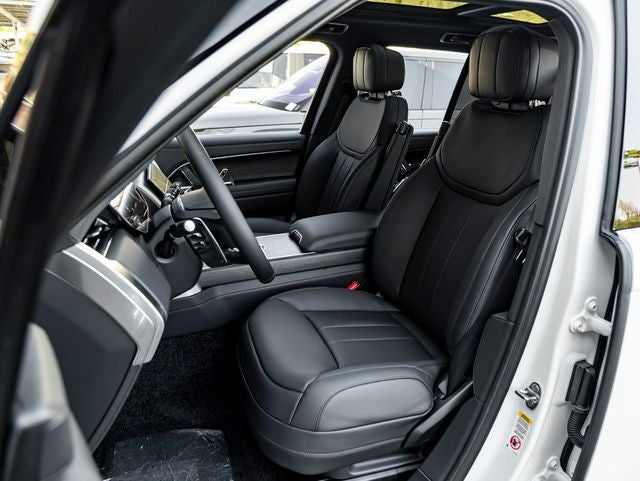 2027 Land Rover Range Rover SE