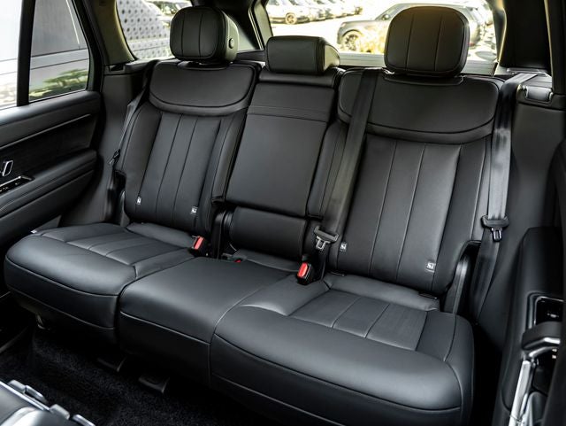 2027 Land Rover Range Rover SE