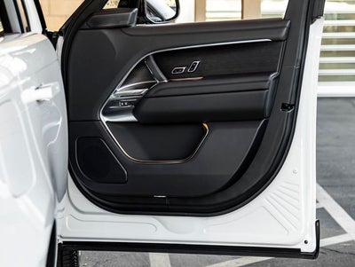 2027 Land Rover Range Rover SE