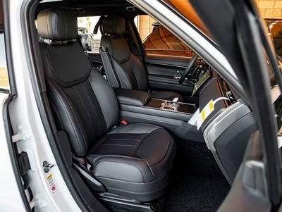 2027 Land Rover Range Rover SE
