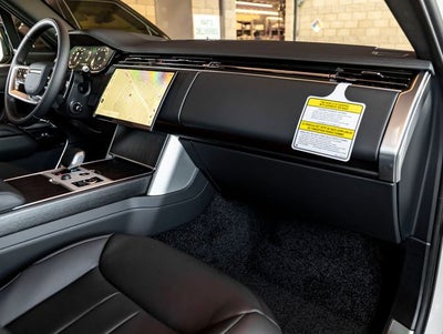 2027 Land Rover Range Rover SE