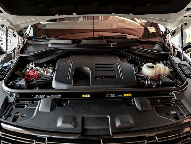2027 Land Rover Range Rover SE