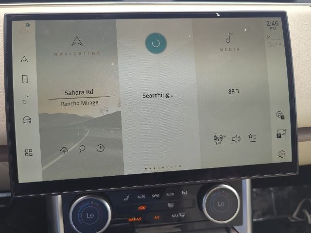 2023 Land Rover Range Rover SE
