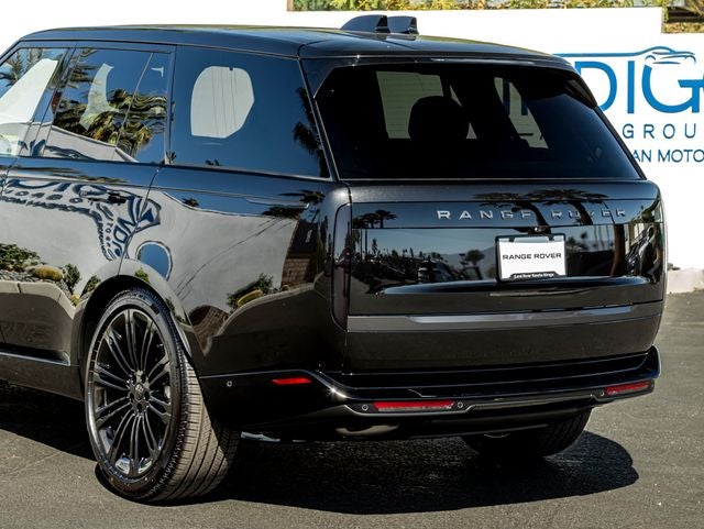 2026 Land Rover Range Rover SE