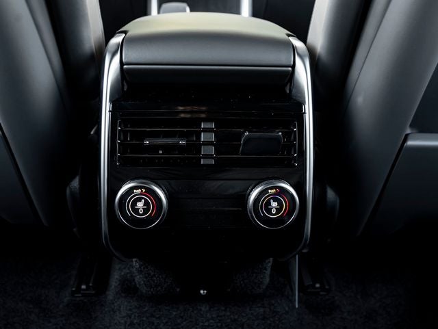 2026 Land Rover Range Rover SE