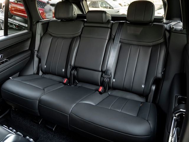 2026 Land Rover Range Rover SE