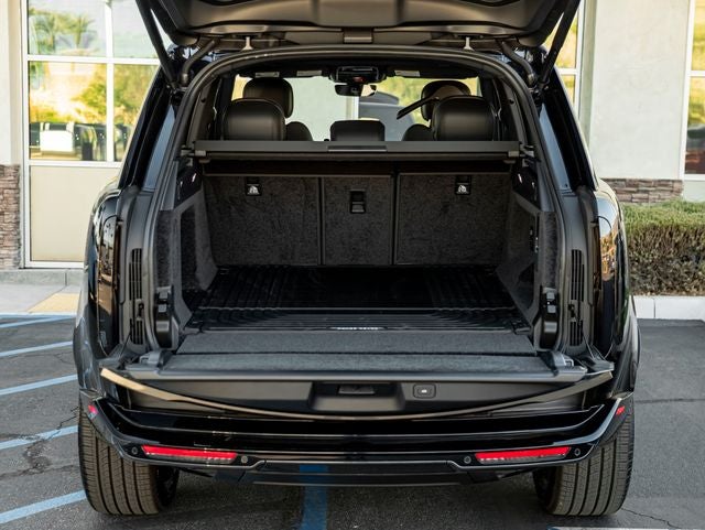 2026 Land Rover Range Rover SE