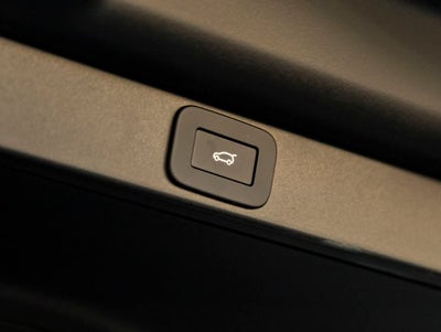 2026 Land Rover Range Rover SE
