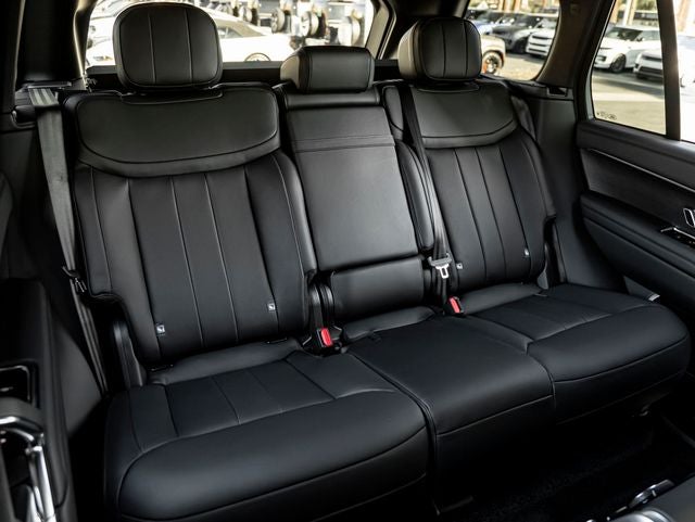 2026 Land Rover Range Rover SE