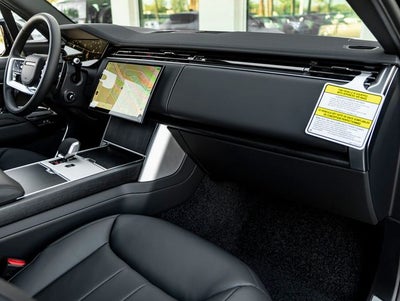 2026 Land Rover Range Rover SE
