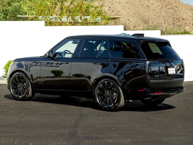 2026 Land Rover Range Rover SE