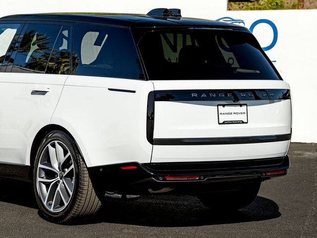 2027 Land Rover Range Rover SE