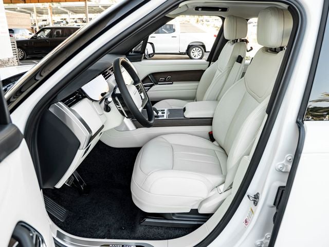 2027 Land Rover Range Rover SE