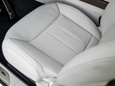2027 Land Rover Range Rover SE