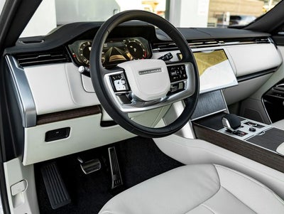 2027 Land Rover Range Rover SE