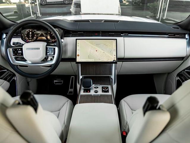 2027 Land Rover Range Rover SE