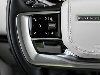 2027 Land Rover Range Rover SE