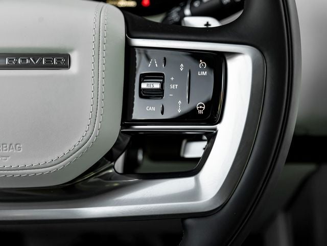 2027 Land Rover Range Rover SE