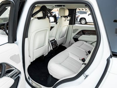 2027 Land Rover Range Rover SE