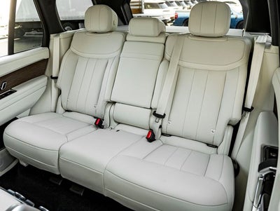 2027 Land Rover Range Rover SE