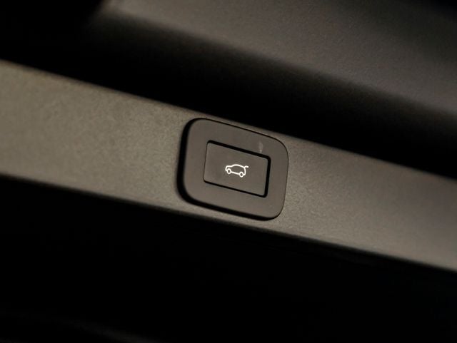 2027 Land Rover Range Rover SE
