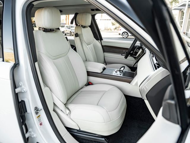 2027 Land Rover Range Rover SE