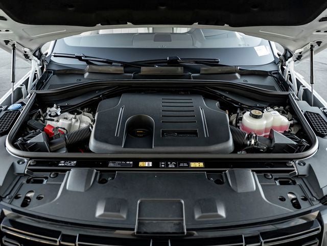 2027 Land Rover Range Rover SE