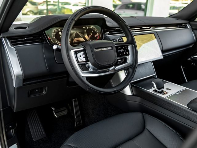2026 Land Rover Range Rover SE