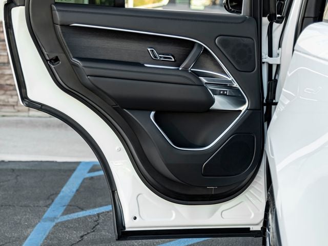 2026 Land Rover Range Rover SE
