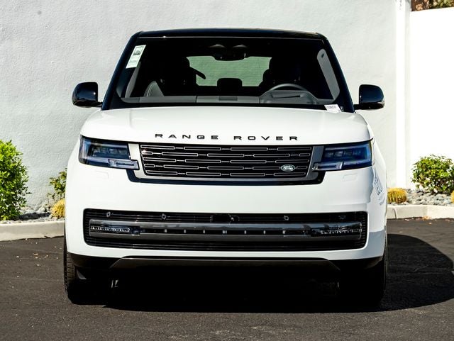 2026 Land Rover Range Rover SE
