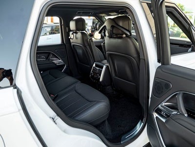 2026 Land Rover Range Rover SE