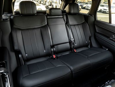 2026 Land Rover Range Rover SE
