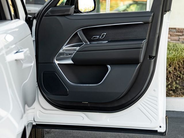 2026 Land Rover Range Rover SE