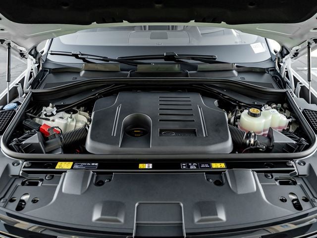 2026 Land Rover Range Rover SE